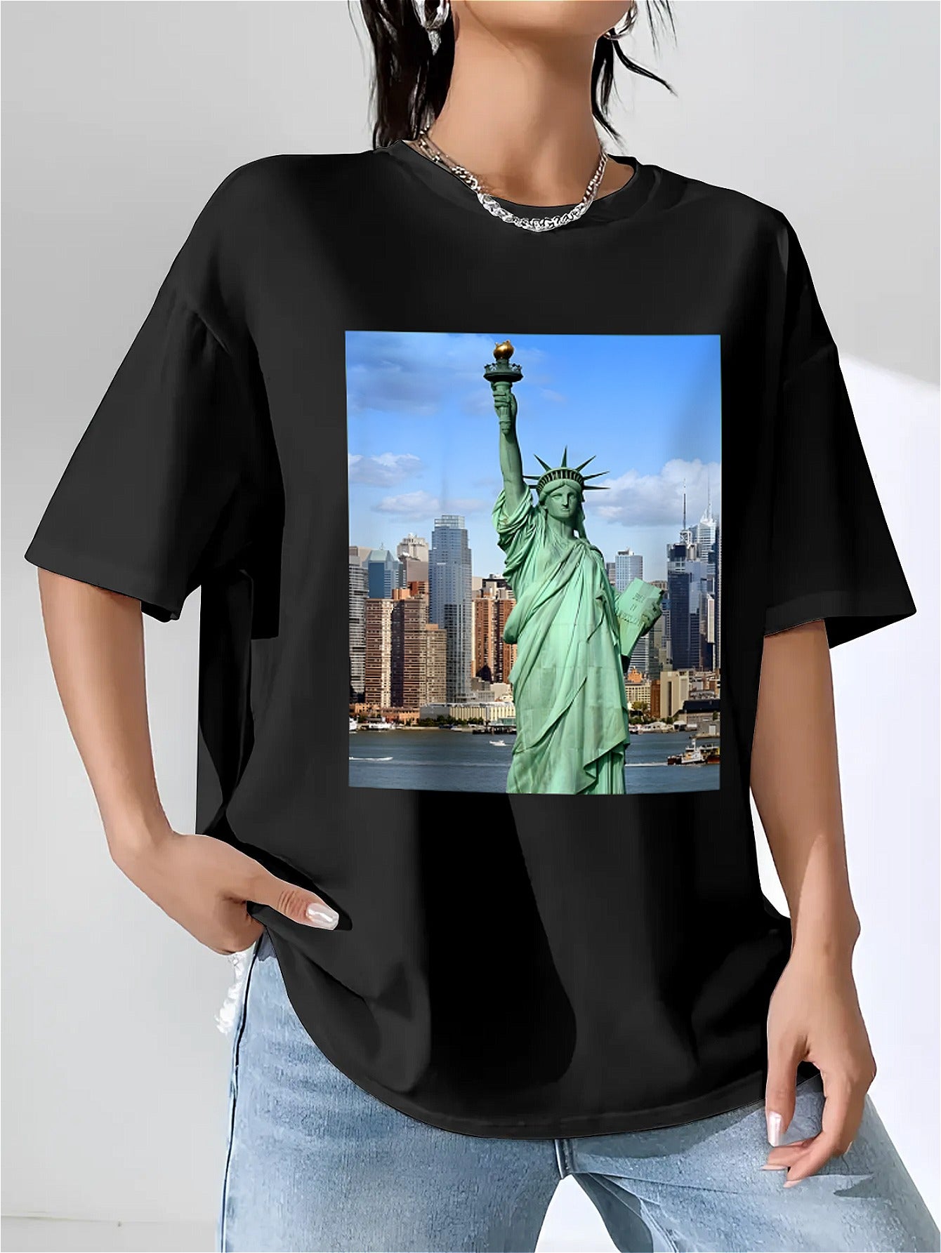 Hot!Fashion casual T-shirt, cool Statue of Liberty print, summer style short sleeve, black round neck loose cotton, soft material, suitable for daily wear